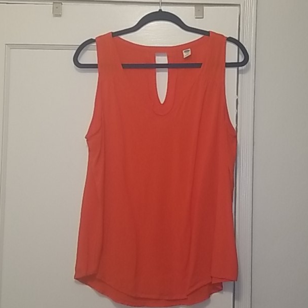 Sleeveless top